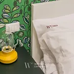 Wanderlust Experience Maria Nicola كونفيرسانو